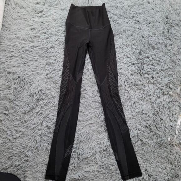 Lululemon Women Mapped Out HR Tight - Size 2 - Picture 7 of 11